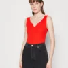 Anna Field Top - Red