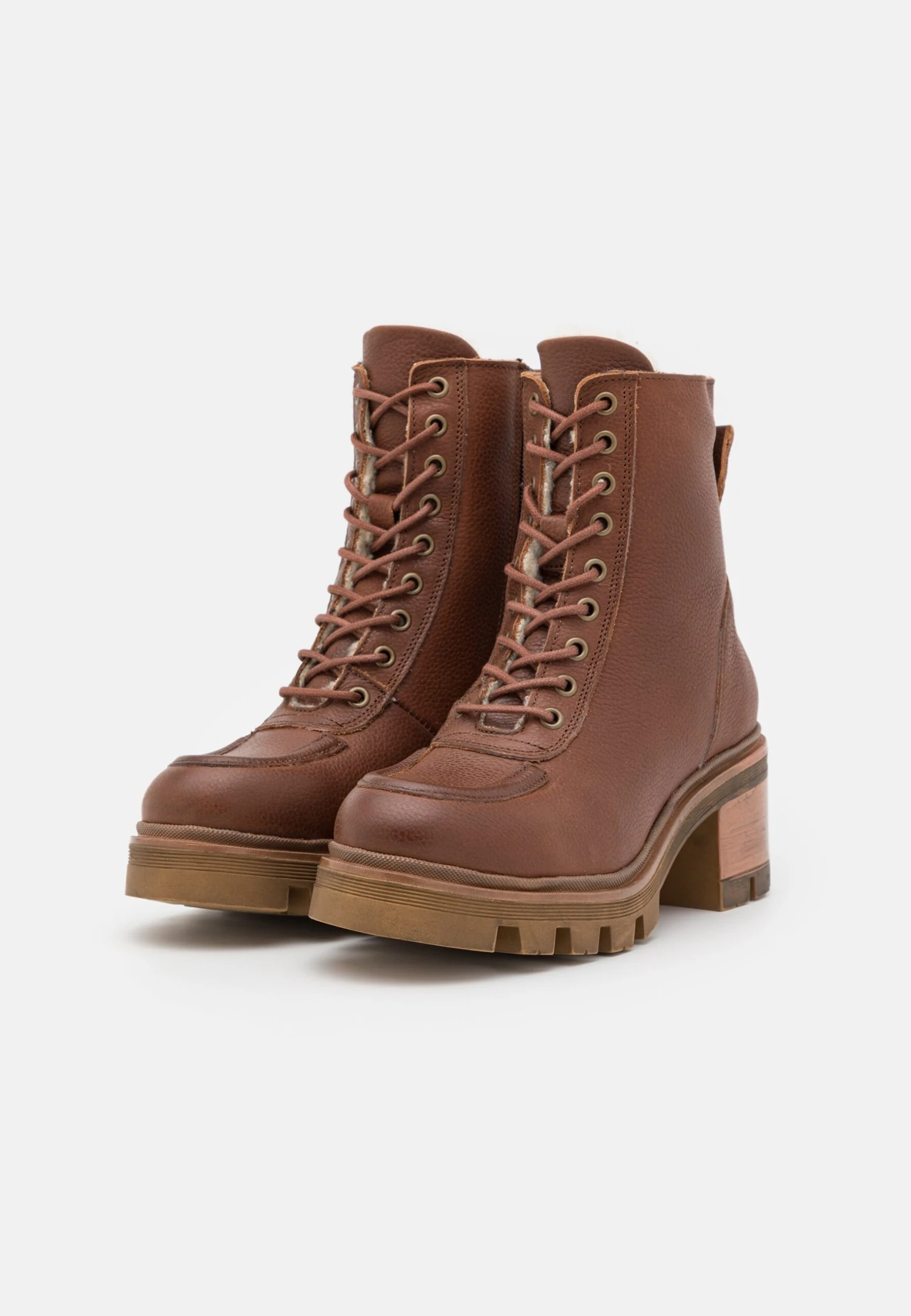 Leather Winter Bootie - Snowboots- Cognac
