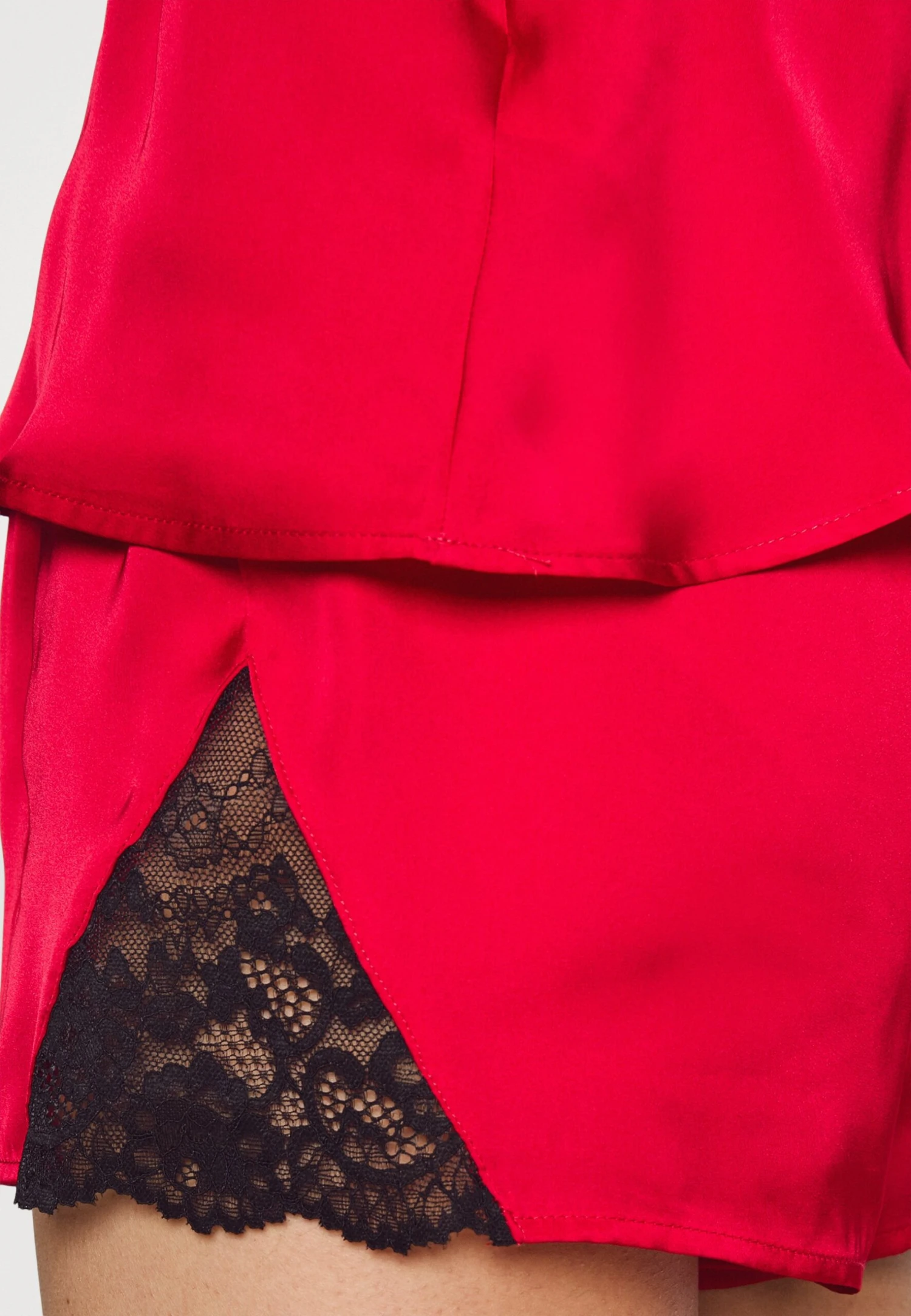 4 Piece Gift Set - Pyjama - Black/Red